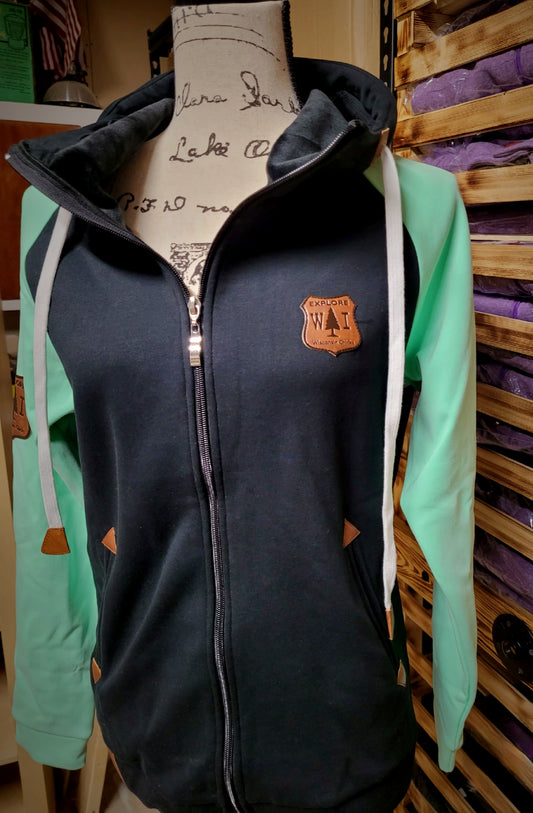 "Minocqua" hoodie