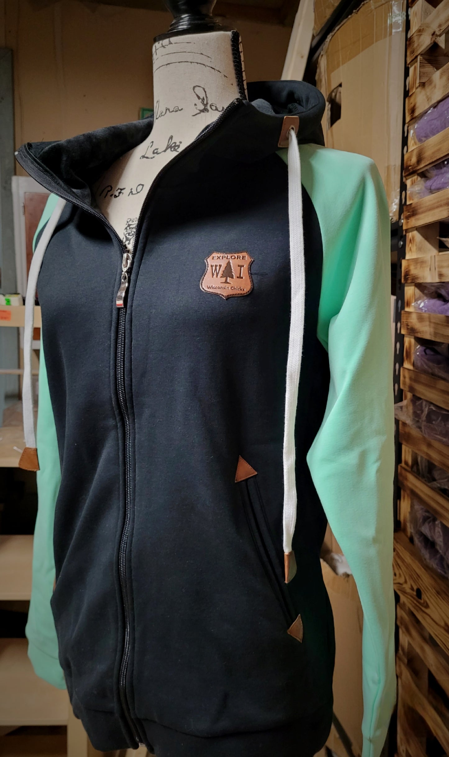 "Minocqua" hoodie